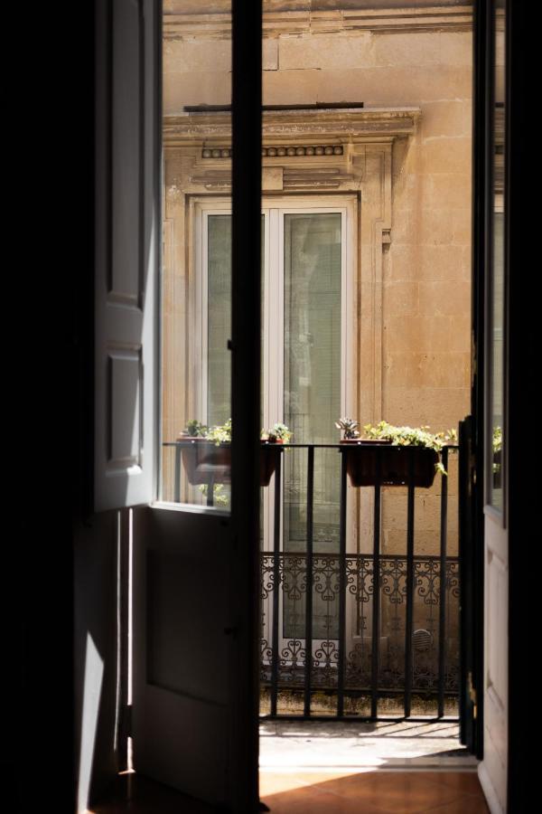 Palazzo Della Contessa - Suites & Breakfast Lecce Kültér fotó