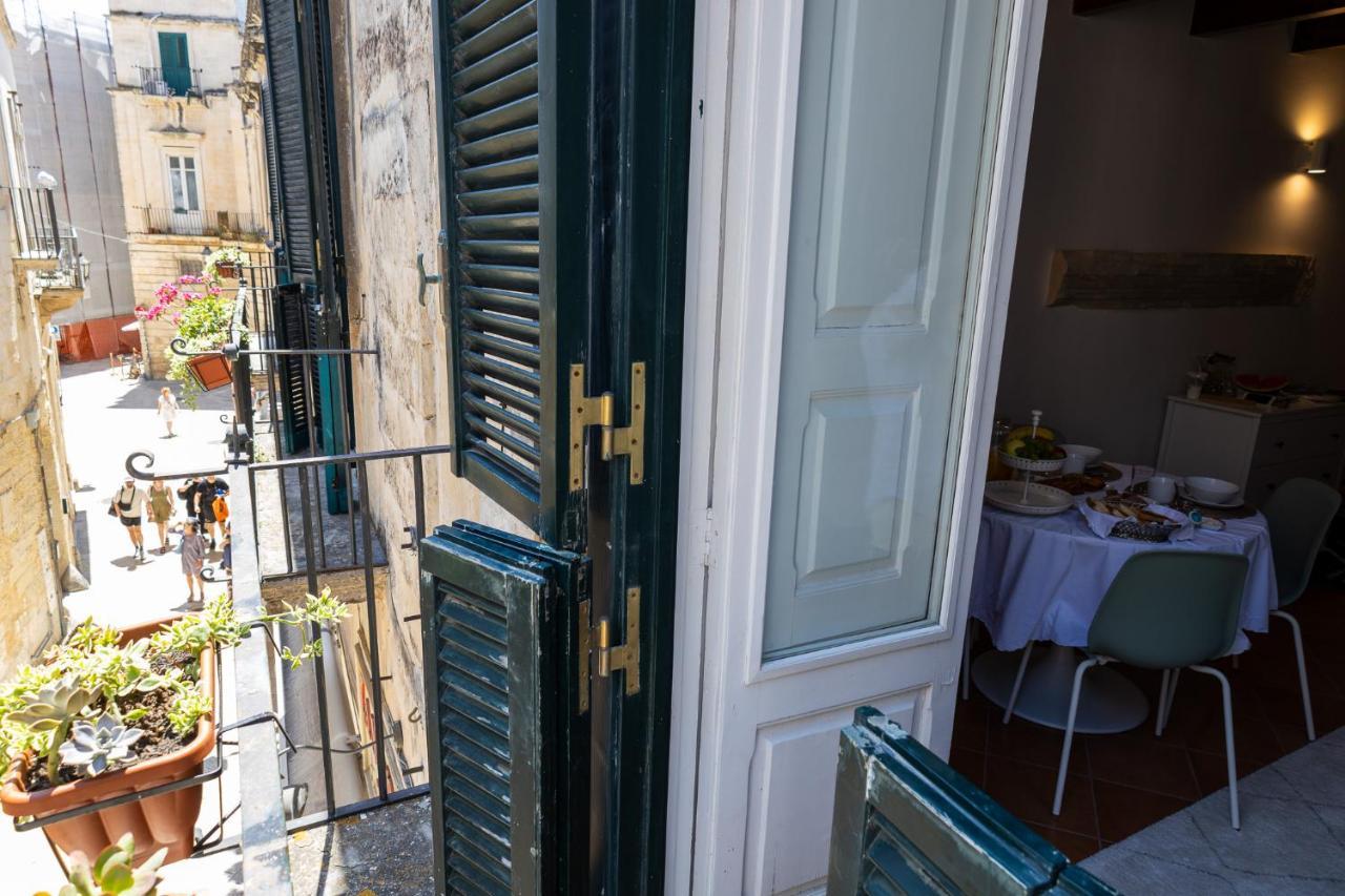 Palazzo Della Contessa - Suites & Breakfast Lecce Kültér fotó