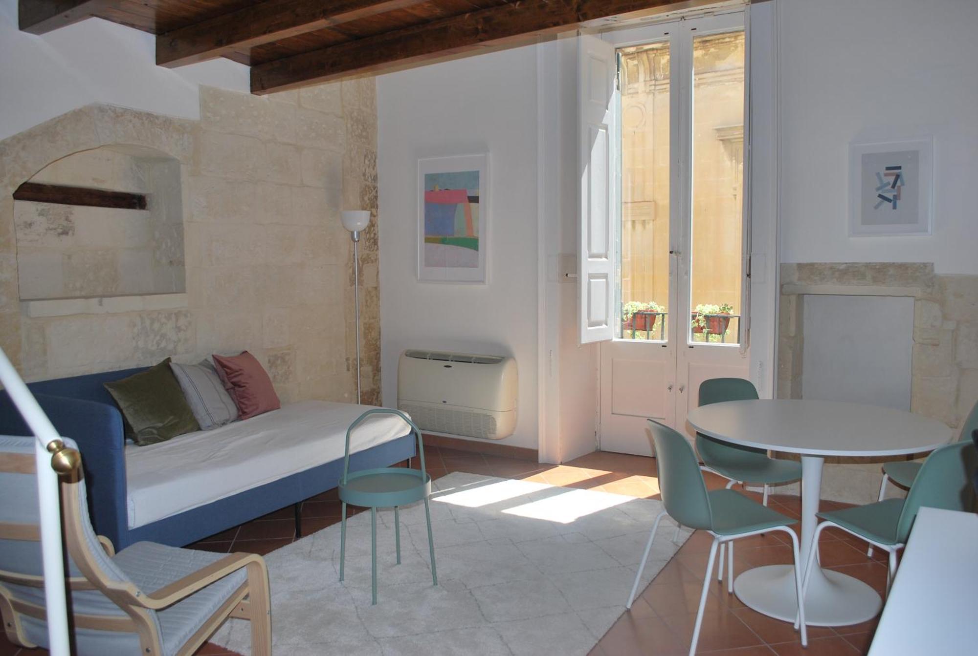 Palazzo Della Contessa - Suites & Breakfast Lecce Kültér fotó